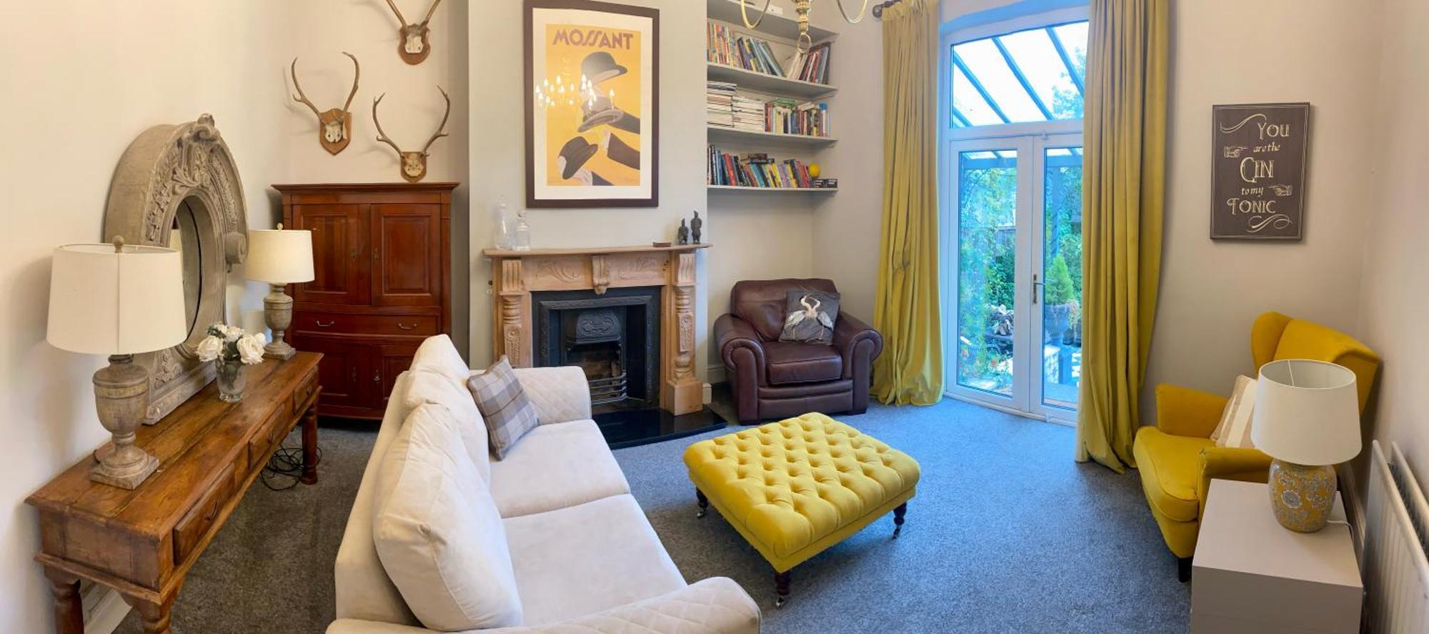 Winter Escape With Heated Pool Villa Liverpool Exterior photo